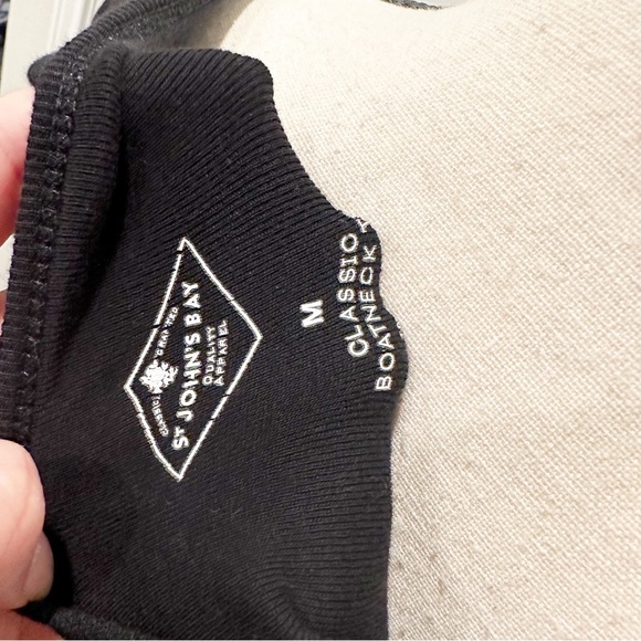 St. John’s Bay Half Sleeve Shirt - Picture 8 of 8